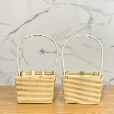Giỏ Hoa - Giỏ Cắm Hoa Sáp, Hoa Lụa Quấn Dây Nhựa